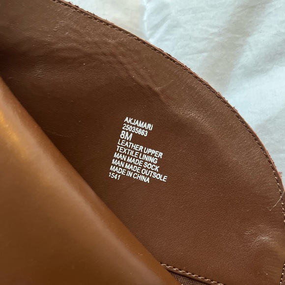 Anne Klein Wide Calf Tall Leather Boots, size 8 - Picture 7 of 7